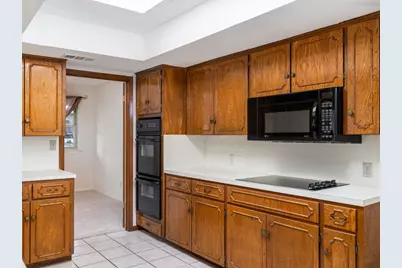 806 Country Club Road, Georgetown, TX 78628 - Photo 16