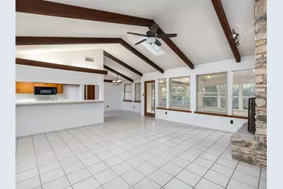 806 Country Club Road, Georgetown, TX 78628 - Photo 8