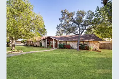 806 Country Club Road, Georgetown, TX 78628 - Photo 2