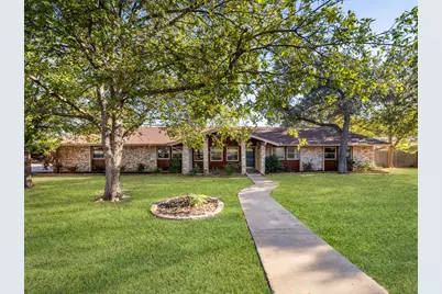 806 Country Club Road, Georgetown, TX 78628 - Photo 1