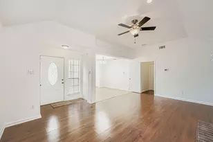 2100 Buckeye Ln, Round Rock, TX 78664 - Photo 2