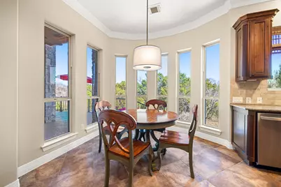 521 Horseback Hollow, Austin, TX 78732 - Photo 8