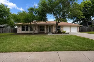 1403 Creekview Dr, Round Rock, TX 78681 - Photo 1