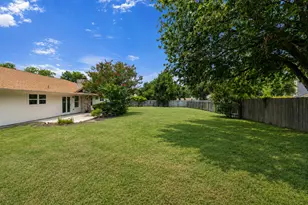 1403 Creekview Dr, Round Rock, TX 78681 - Photo 20