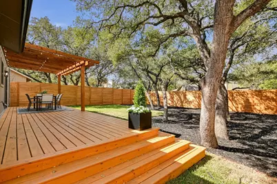 8300 Washita Drive, Austin, TX 78749 - Photo 24