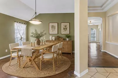 7206 W Magic Mountain Lane, Round Rock, TX 78681 - Photo 4