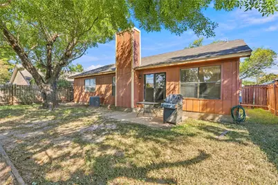 2110 Balsam Way, Round Rock, TX 78665 - Photo 2