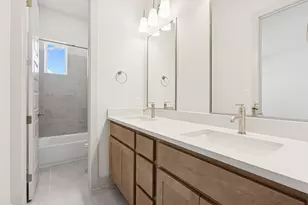 318 Silver Sage Ct, Dripping Springs, TX 78620 - Photo 16