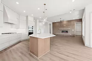 318 Silver Sage Ct, Dripping Springs, TX 78620 - Photo 6