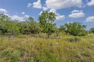 104 Rocky Summit Ct, Spicewood, TX 78669 - Photo 1