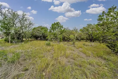 104 Rocky Summit Court, Spicewood, TX 78669 - Photo 4