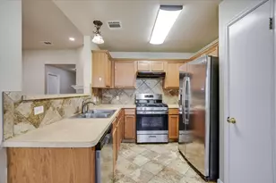 819 Sonny Dr, Leander, TX 78641 - Photo 4