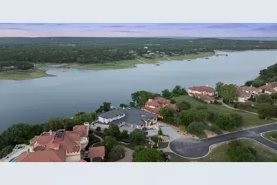 2923 Cliff Point, Spicewood, TX 78669 - Photo 34
