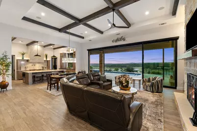 2923 Cliff Point, Spicewood, TX 78669 - Photo 2