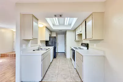 8806 Springmail Circle #B, Austin, TX 78729 - Photo 12