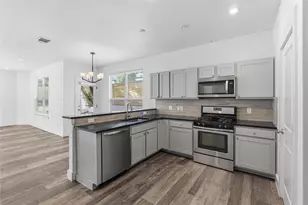 4124 Valley View Rd, Austin, TX 78704 - Photo 14