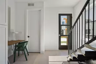 2611 Davis Ln, Austin, TX 78745 - Photo 12