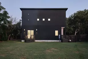 2611 Davis Ln, Austin, TX 78745 - Photo 1