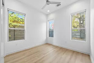 2811 Garwood St, Austin, TX 78702 - Photo 18