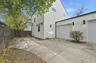 2811 Garwood St, Austin, TX 78702 - Photo 24