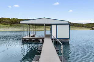 821 S Angel Light Dr, Spicewood, TX 78669 - Photo 4