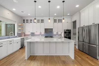 821 S Angel Light Drive, Spicewood, TX 78669 - Photo 12