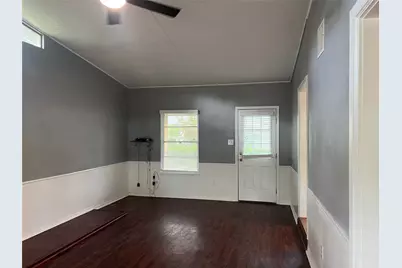 908 Gilmore Street, Taylor, TX 76574 - Photo 26