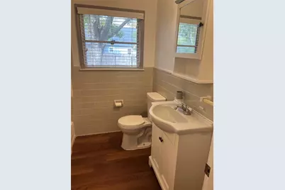 908 Gilmore Street, Taylor, TX 76574 - Photo 4