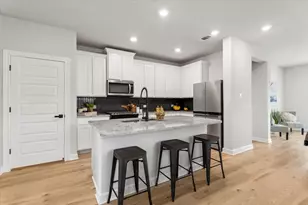 104 Hackberry Ln, Bastrop, TX 78602 - Photo 6