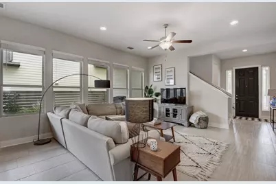 1704 Frontier Valley Drive, Austin, TX 78741 - Photo 4