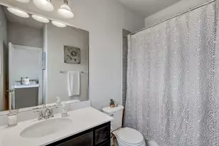 1704 Frontier Valley Dr, Austin, TX 78741 - Photo 22