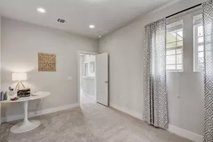 1704 Frontier Valley Dr, Austin, TX 78741 - Photo 12