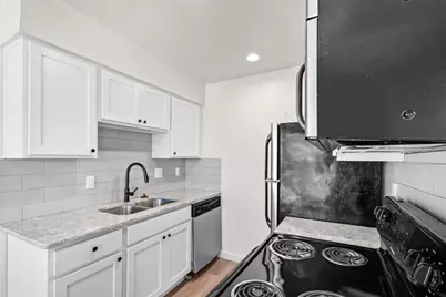 3819 Southway Drive #211, Austin, TX 78704 - Photo 12