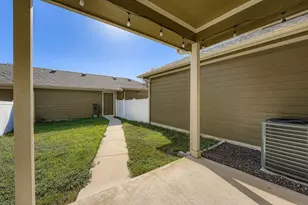 1042 Lost Pines Ln, Cedar Park, TX 78613 - Photo 20