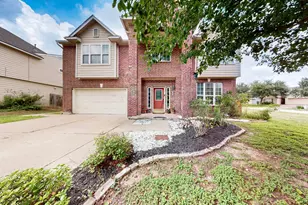 952 Hometown Pkwy, Kyle, TX 78640 - Photo 10