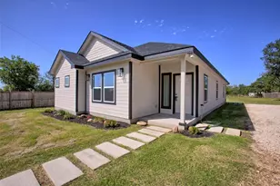 956 S Hwy 304 Hwy, Bastrop, TX 78602 - Photo 2