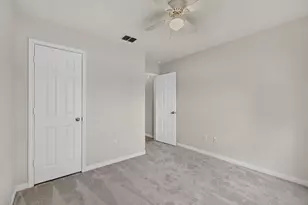 108 Judge King Dr, Jarrell, TX 76537 - Photo 16