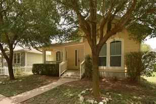 136 Strawn, Kyle, TX 78640 - Photo 2