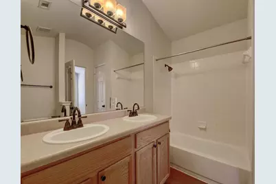 136 Strawn, Kyle, TX 78640 - Photo 20