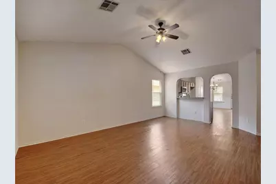 136 Strawn, Kyle, TX 78640 - Photo 10