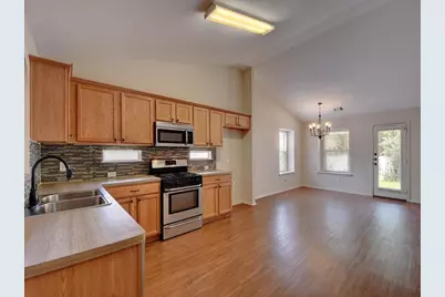 136 Strawn, Kyle, TX 78640 - Photo 14