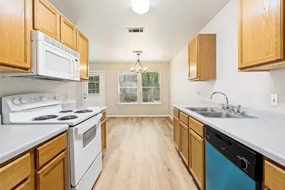 945-947 Sagewood Trail, San Marcos, TX 78666 - Photo 16