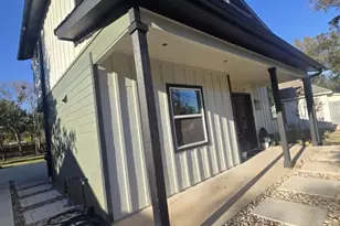 724 Ramsey Ave, Rockdale, TX 76567 - Photo 6