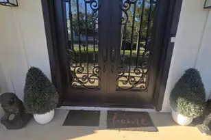 724 Ramsey Ave, Rockdale, TX 76567 - Photo 2