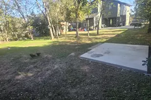 724 Ramsey Ave, Rockdale, TX 76567 - Photo 16