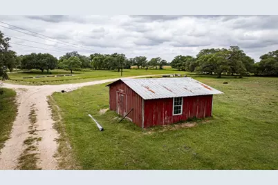 3814 Cr 19, Hallettsville, TX 77964 - Photo 30
