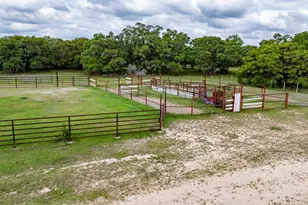 3814 Co Rd 19, Hallettsville, TX 77964 - Photo 20