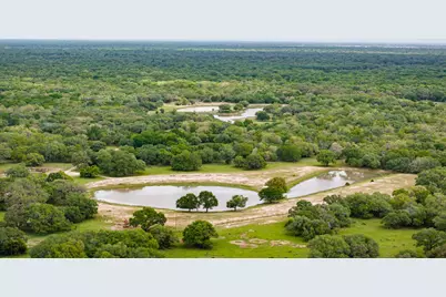 3814 Cr 19, Hallettsville, TX 77964 - Photo 16