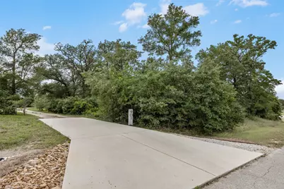 901 Spanish Oaks Blvd Boulevard, Lockhart, TX 78644 - Photo 1