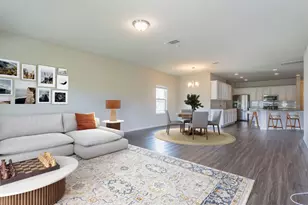 313 Bremen St, Georgetown, TX 78626 - Photo 2